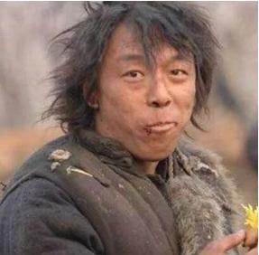 黄渤搞笑照片,笑料百出，欢乐无限